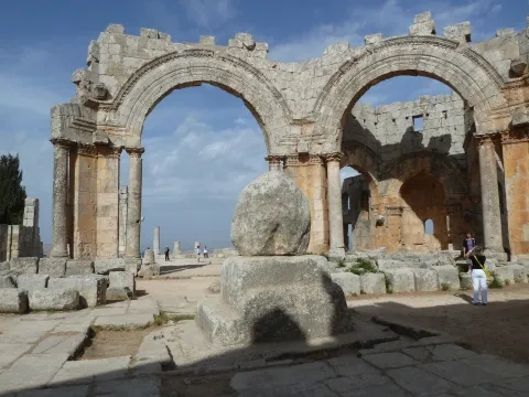 Kal’at Sim’an, Martýrium sv. Šimona, fragment stĺpa sv. Šimona Stylitu staršieho, stav 2010