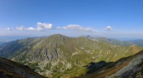 Jakubiná (2 194 m n. m.), pohľad z vrchu Klin
