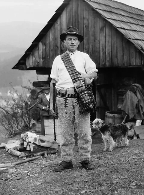 Bača z Beňuše v sezóne 1959, archív Ústavu etnológie a sociálnej antropológie SAV, Bratislava
