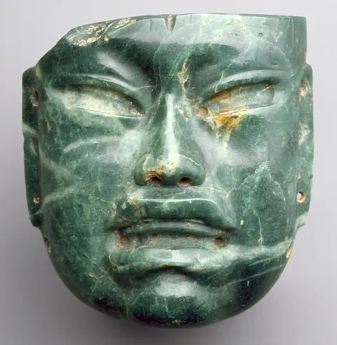 Olmécka jadeitová maska, 900 – 400 pred n. l., Metropolitné múzeum umenia, New York