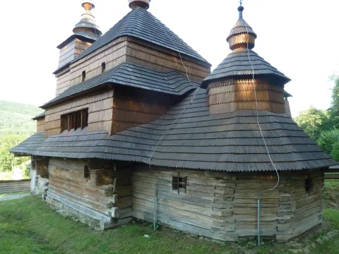 Gréckokatolícky chrám sv. Mikuláša zo Zboja, 1775, dnes v Múzeu ľudovej architektúry v Bardejovských kúpeľoch