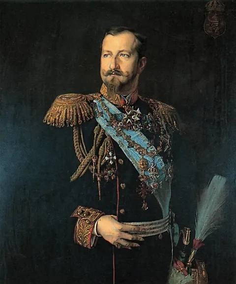 Ferdinand Maximilián Koburg (Ferdinand I.)
