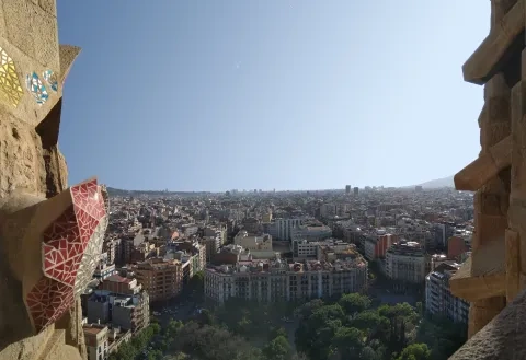Pohľad z veže katedrály Sagrada Familia
