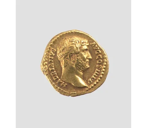 Rímsky cisár Hadrián, portrét na zlatej minci, 134 – 38 pred n. l., Metropolitné múzeum umenia, New York