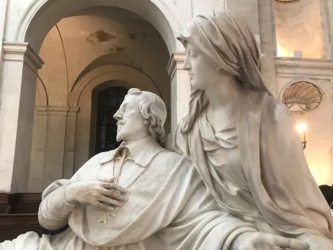 Detail náhrobku kardinála de Richelieu, 1675 – 94, kostol Sorbony, Paríž