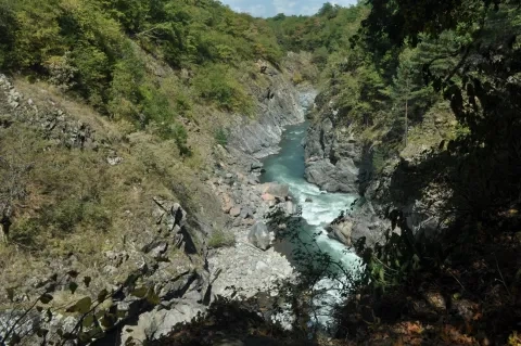 Kaňon na hornom toku rieky Belaja
