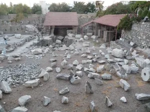 Halikarnas: archeologické nálezy Mausóleionu