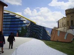 Jan Kaplický: Museo Casa Enzo Ferrari, 2012, Modena
