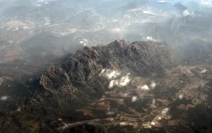 Masív Montserrat v Cordillere Prelitoral
