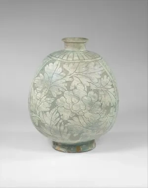 Fľašovitá nádoba zdobená vtláčaným a rytým dekorom pivoniek, obdobie﻿ dynastie ﻿Čoson, koniec 15. stor.