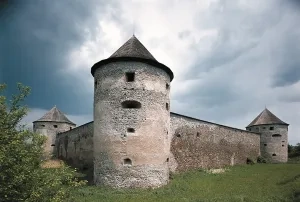 Pevnosť Bzovík