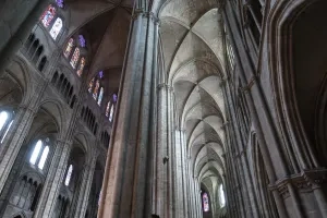 Interiér katedrály Saint-Étienne