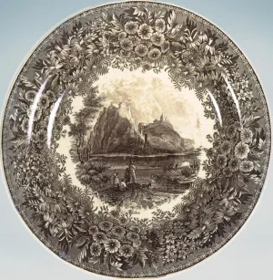 Kameninový tanier s pohľadom na hrad Devín, manufaktúra vo Vranove nad Dyjí, 1. polovica 19. stor., Múzeum mesta Bratislavy