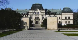 Humenné, kaštieľ, 17. – 19. stor. 