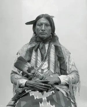 Náčelník Kiowov Ahpeahtone (Que-Tah-Tsay, Apiatan), Oklahoma, 1894
