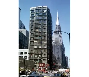 Daniel Hudson Burnham: Reliance Building, 1890 – 94/5, Chicago